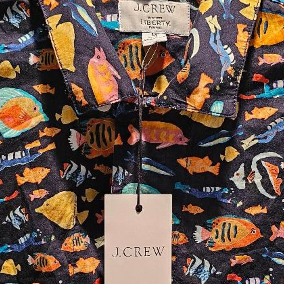 J. CREW in Liberty Fabrics Fish & Diver Print  Short Sleeve Shirt NWT Size M - Picture 2 of 4